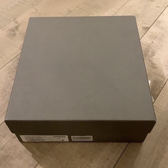 Brand new Alexander McQueen Heels - Picture 5 of 8